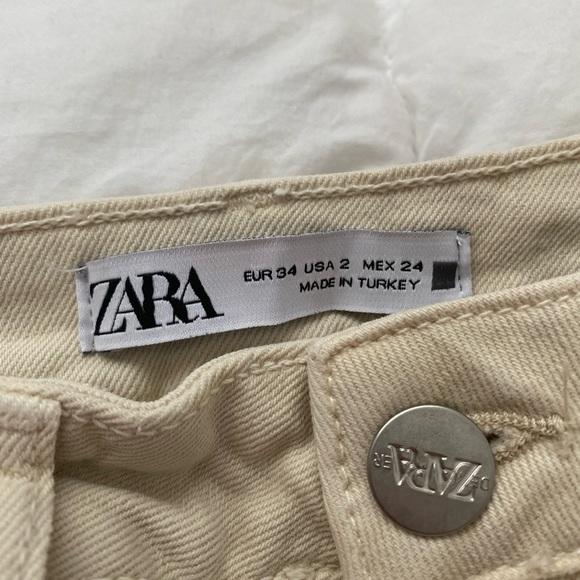 Zara Split Hem Jeans - Picture 2 of 3